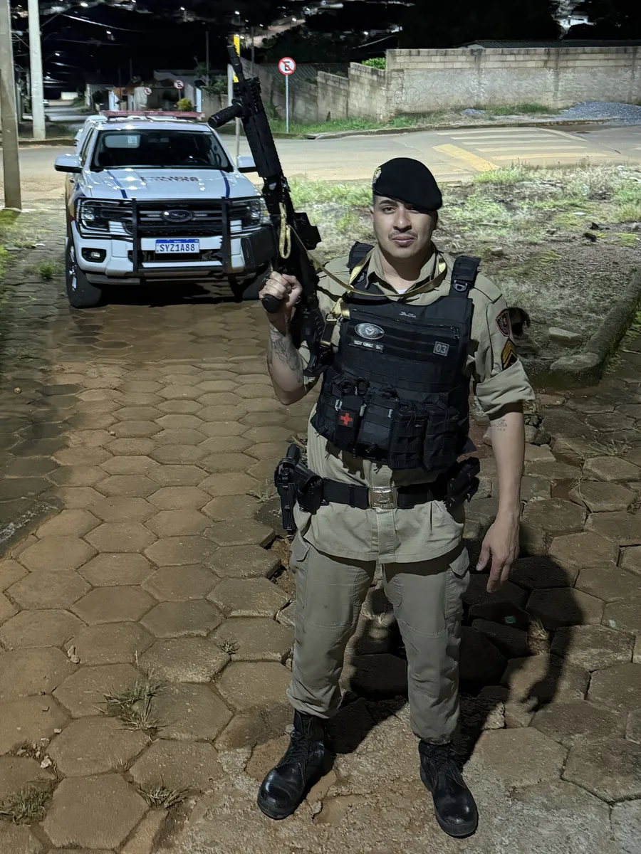Igor Diniz, criador do Operador Digital, fardado